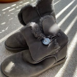 Ugg boots, women’s size 11